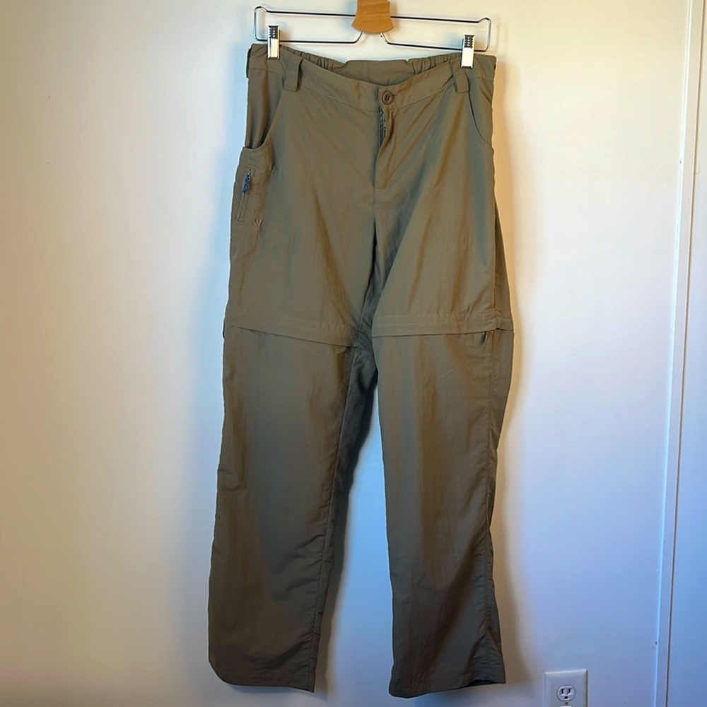 White Sierra Women’s Green Convertible Hiking Pats Shorts Performance Size M.